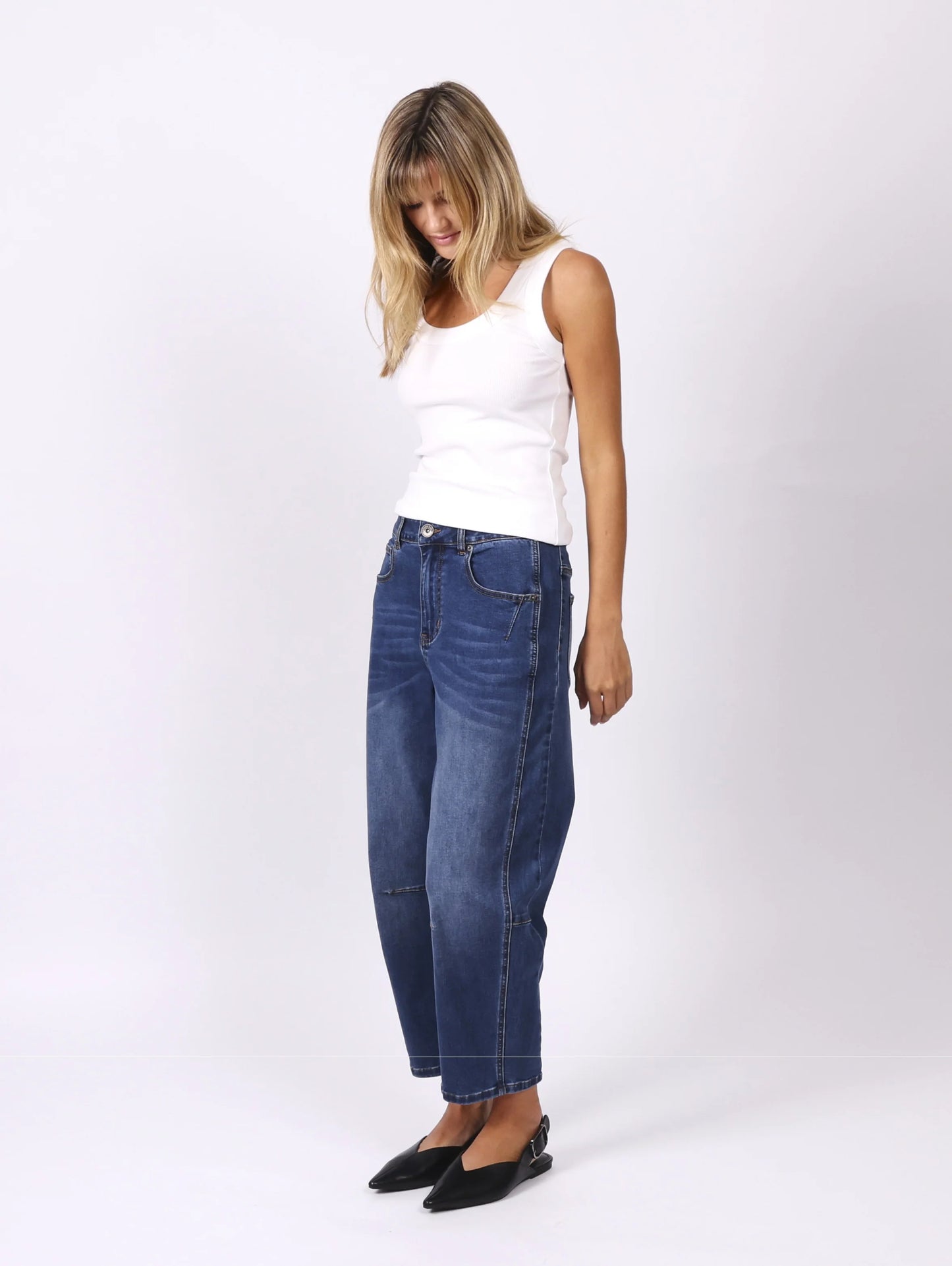 Toni Barrel Leg Jeans - Blue