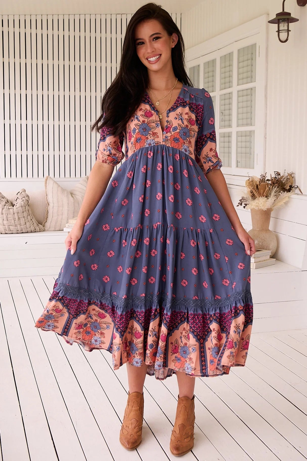 Eve Lace Midi - Laney