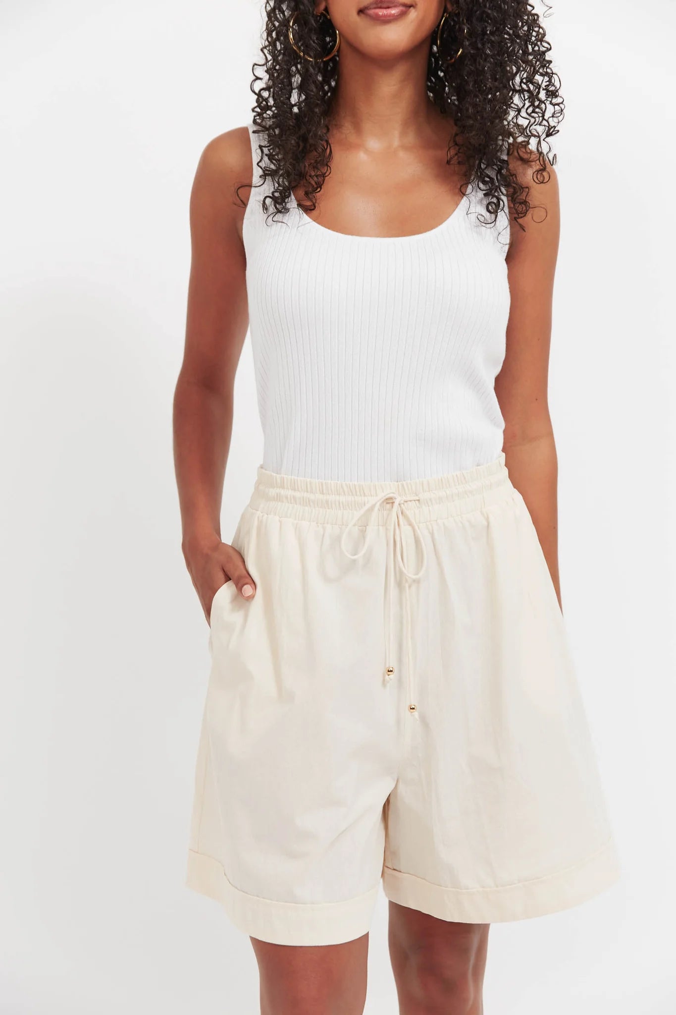 Santos Short - Bisque