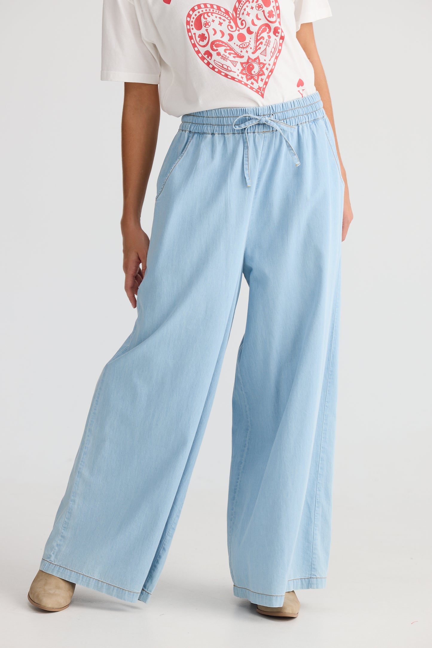 Freedom Pant - Light Denim