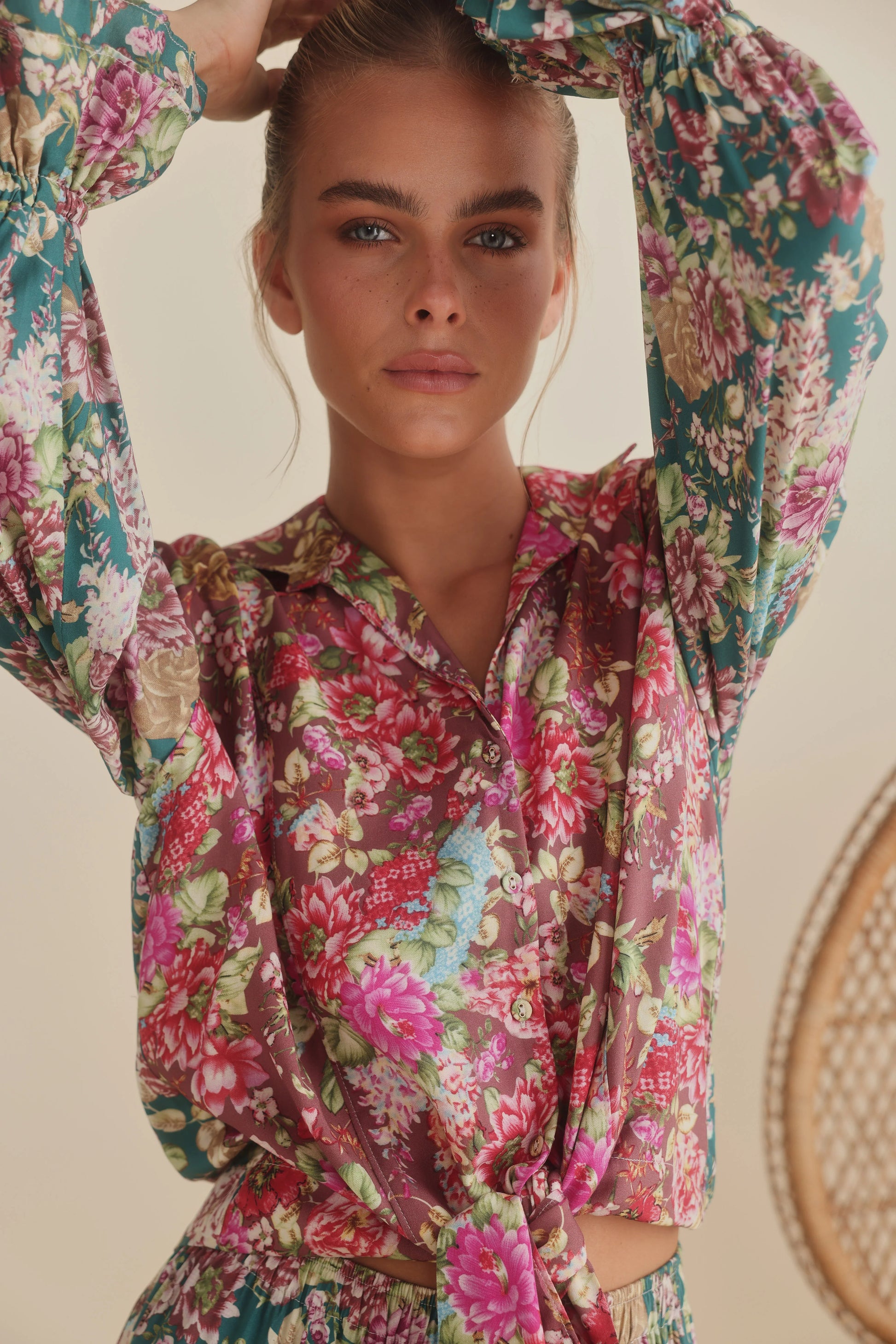 Zali Shirt - Talisman - Rose Garden - Hey Layla Boutique 